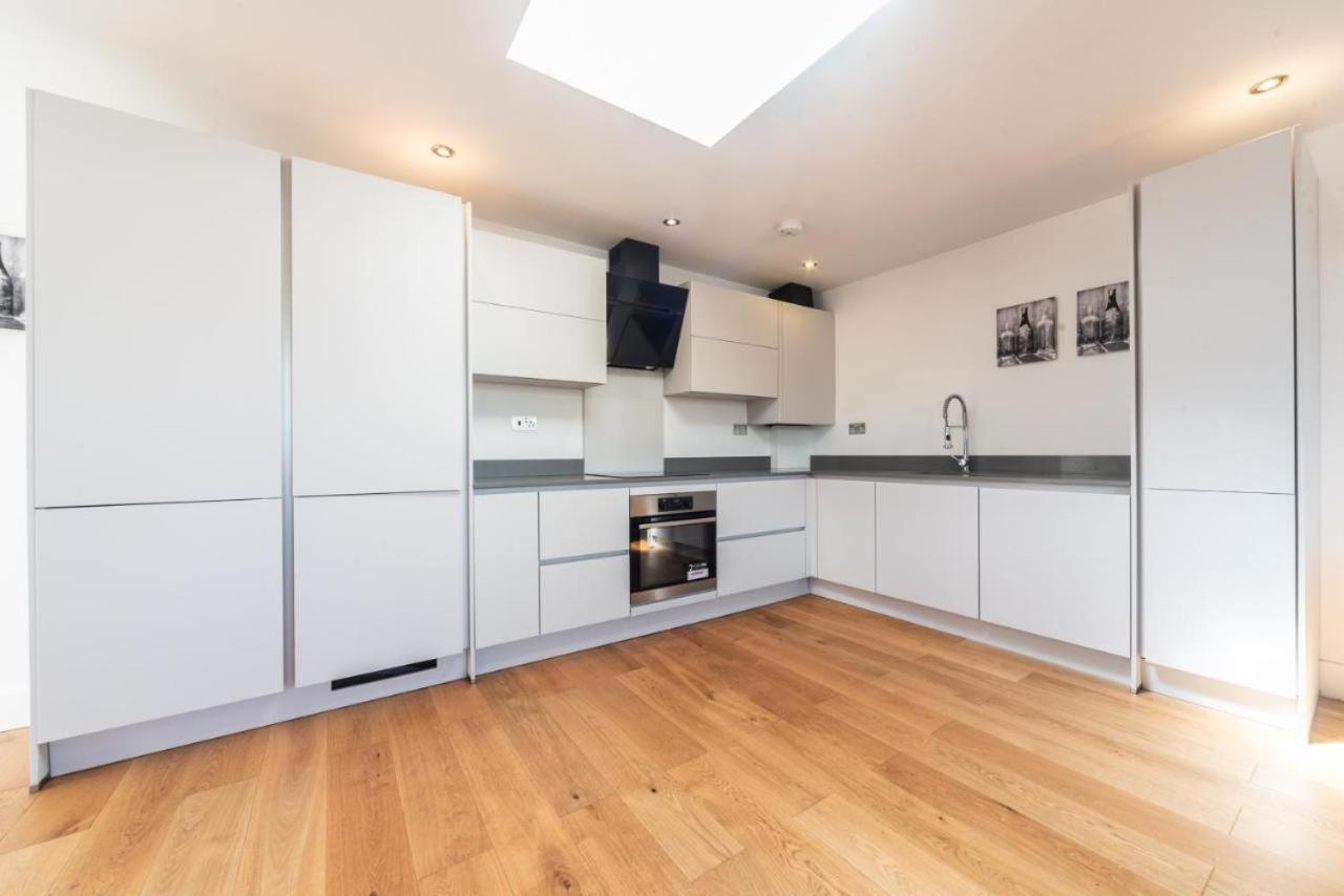 Lovely Penthouse Near Canary Wharf ลอนดอน ภายนอก รูปภาพ